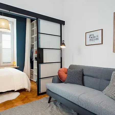 Loft Targowa Next To Metro Station Daire Varşova