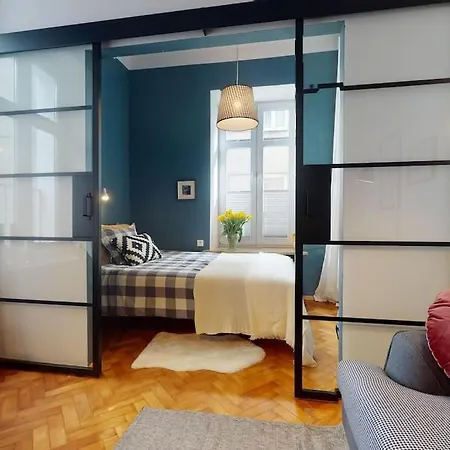 Loft Targowa Next To Metro Station Varşova